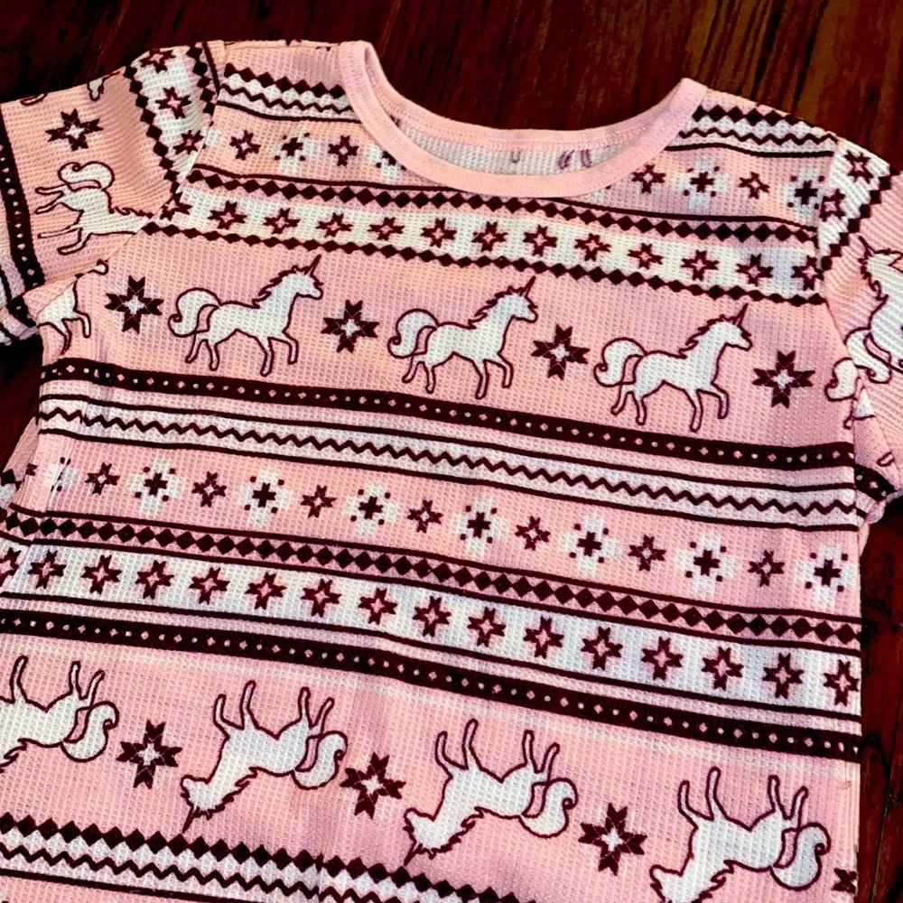 Wonder Nation pink white maroon unicorn 🦄 long Johns pajama set 7/8 Medium PJ’s
